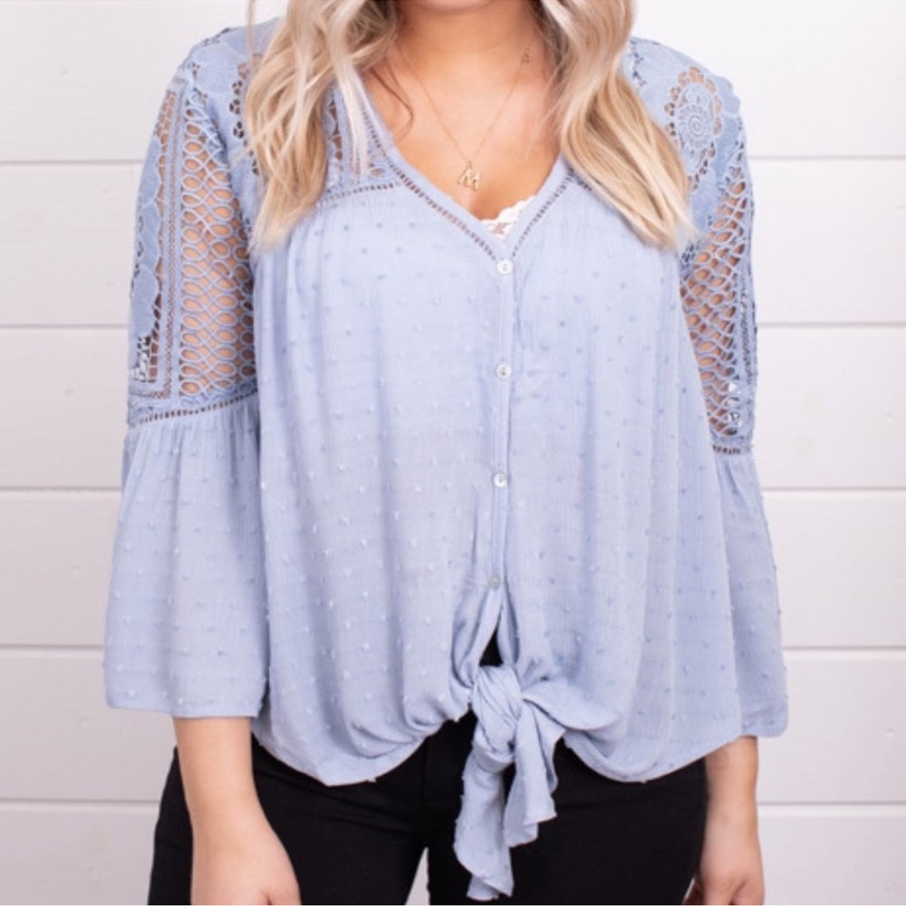 NWOT LOVESTITCH CROCHET LACE TRIM TIE FRONT BLOUSE